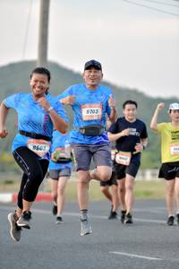 BIB: 8703, 8603
                            <button type="button" onclick="openModal(3448212)" class="btn btn-primary btn-sm float-right btn-popup" data-toggle="modal" data-target=".modal-high-quality">
                        <i class="fas fa-shopping-cart"></i> Add to Cart
                    </button>
                                            <button type="button" onclick="isThisMe(3448212, true)" class="btn btn-success btn-sm float-right btn-popup btn-isme hidden" data-toggle="tooltip" data-placement="bottom" title="นี่คือรูปของคุณใช่ไหม คลิกที่นี่เพื่อเอาเข้าอัลบั้ม">
                        <i class="fas fa-plus"></i> Add to album
                    </button>
                    <button type="button" onclick="isThisMe(3448212, false)" class="btn btn-warning btn-sm float-right btn-popup btn-isnotme hidden">
                        <i class="fas fa-ban"></i> Remove from album
                    </button>
